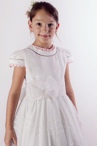 Vestido de comunión, Velas de comunión, Zapatos de comunión, Guantes de comunión, Bolsos de comunión, Chicago, London, Illinois, UK, Liverpool, Ireland, Belfast, Dublin, Germany, Miami, Canada, Toronto, Wasilla, Texas, Houston, Orlando, Weston, New York, Massachusetts, California, Colombia, Bogotá, Miami, México, Puerto Vallarta, Guadalajara, República Dominicana, Quito.