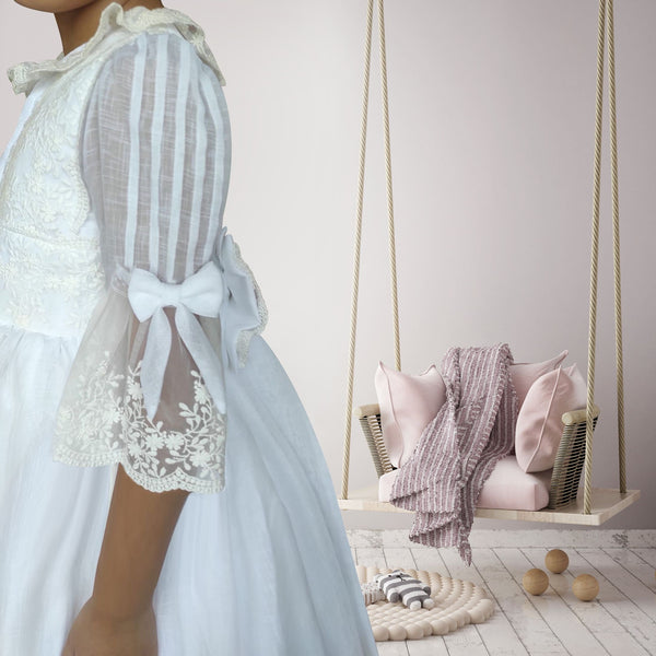Vestido de comunión, Velas de comunión, Zapatos de comunión, Guantes de comunión, Bolsos de comunión, Chicago, London, Illinois, UK, Liverpool, Ireland, Belfast, Dublin, Germany, Miami, Canada, Toronto, Wasilla, Texas, Houston, Orlando, Weston, New York, Massachusetts, California, Colombia, Bogotá, Miami, México, Puerto Vallarta, Guadalajara, República Dominicana, Quito.